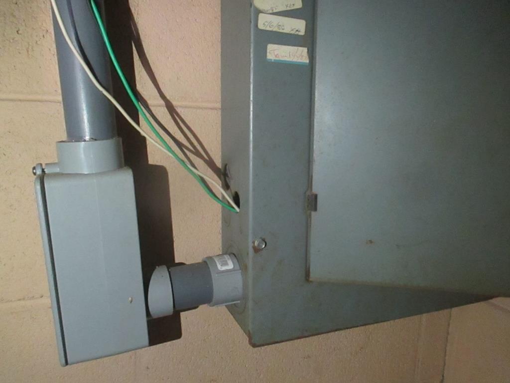 GE Circuit Breaker