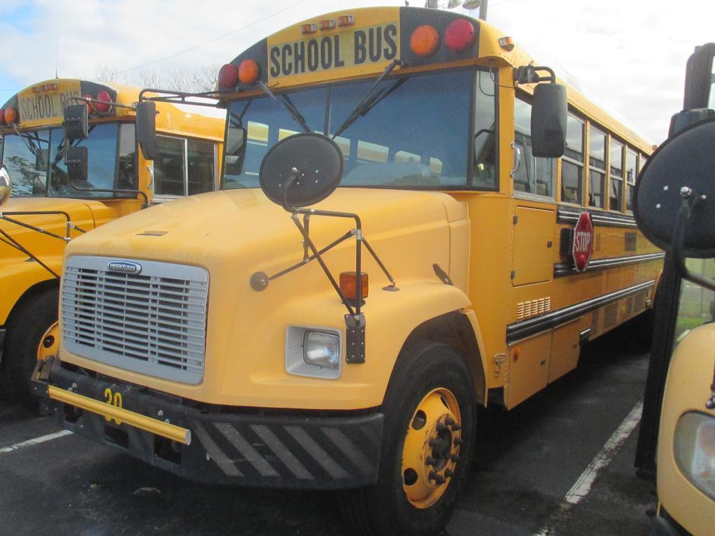 2005 Thomas Built School Bus Freightliner FS65.