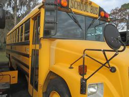 2002 Thomas Built School Bus Freightliner FS65.