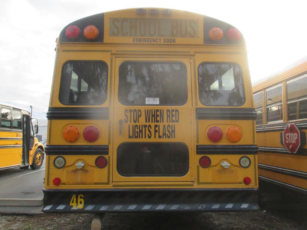 2002 Thomas Built School Bus Freightliner FS65.