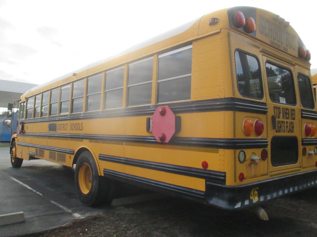 2002 Thomas Built School Bus Freightliner FS65.