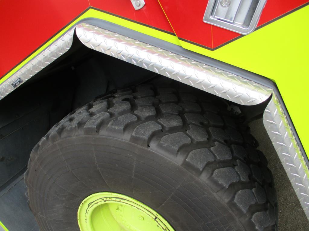 2004 E-One Titan 4x4 ARFF Fire Truck.