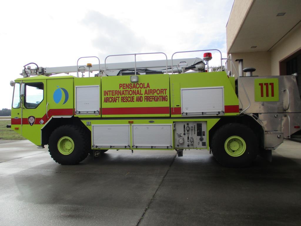 2004 E-One Titan 4x4 ARFF Fire Truck.