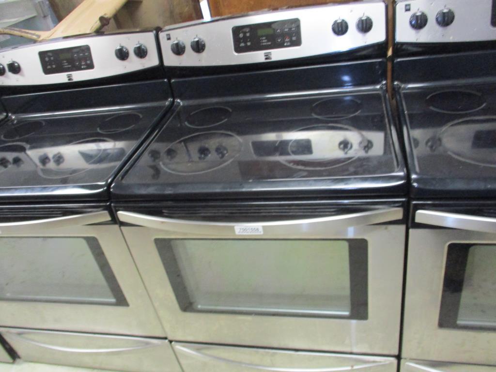 Kenmore Ceramic Top 4 Burner Oven.