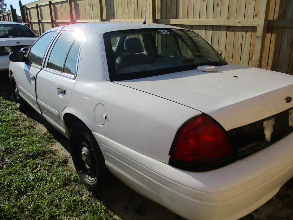 2007 Ford Crown Victoria Police Interceptor.