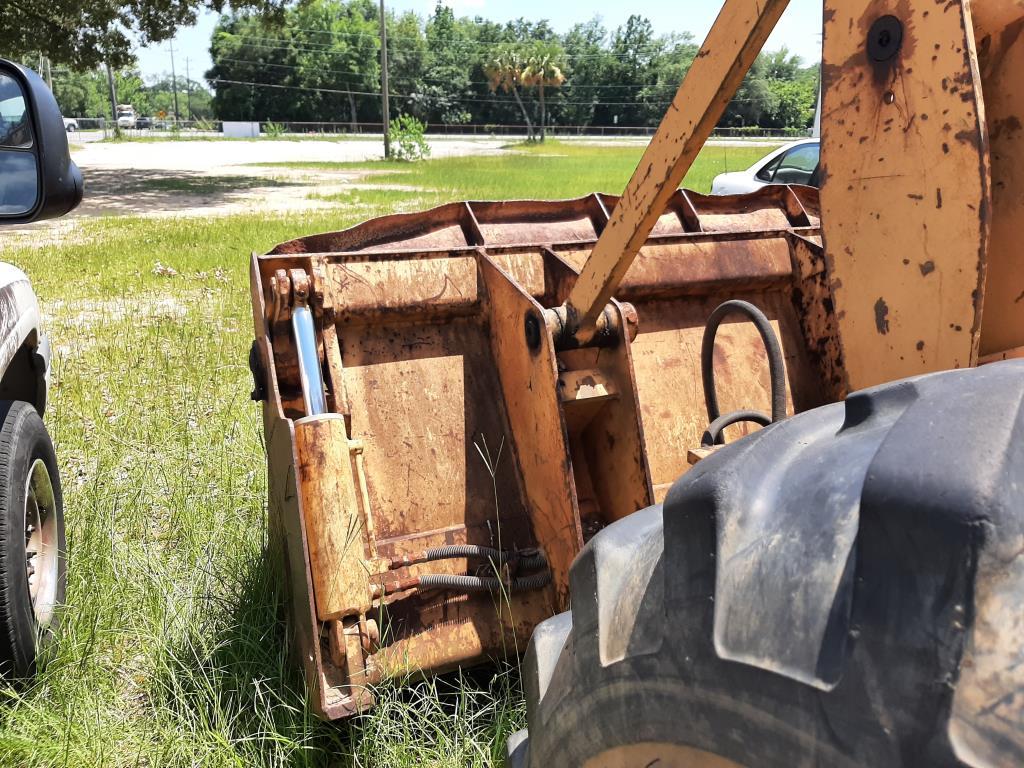 1990 Case W200 Front End Loader