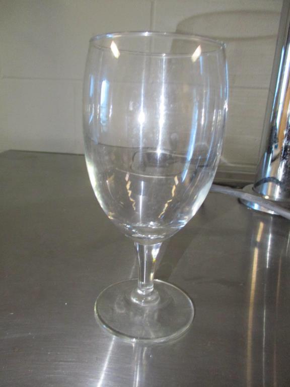 (744) Footed Water Glasses, 16oz.