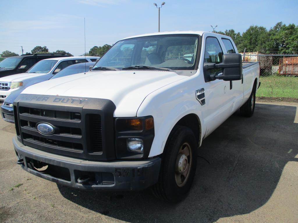 2008 Ford F-350 Crew Cab Pickup Truck.