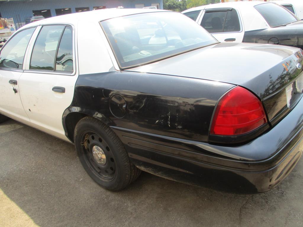 2009 Ford Crown Victoria Police Interceptor.