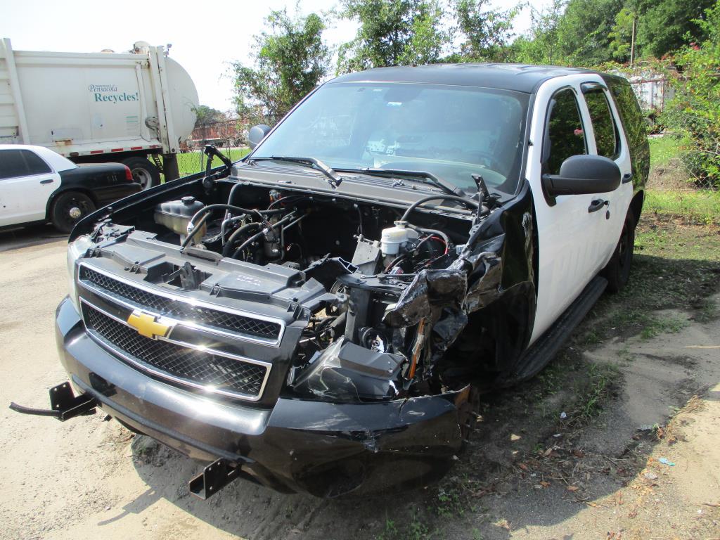 2014 Chevrolet Tahoe 4 Door SUV.