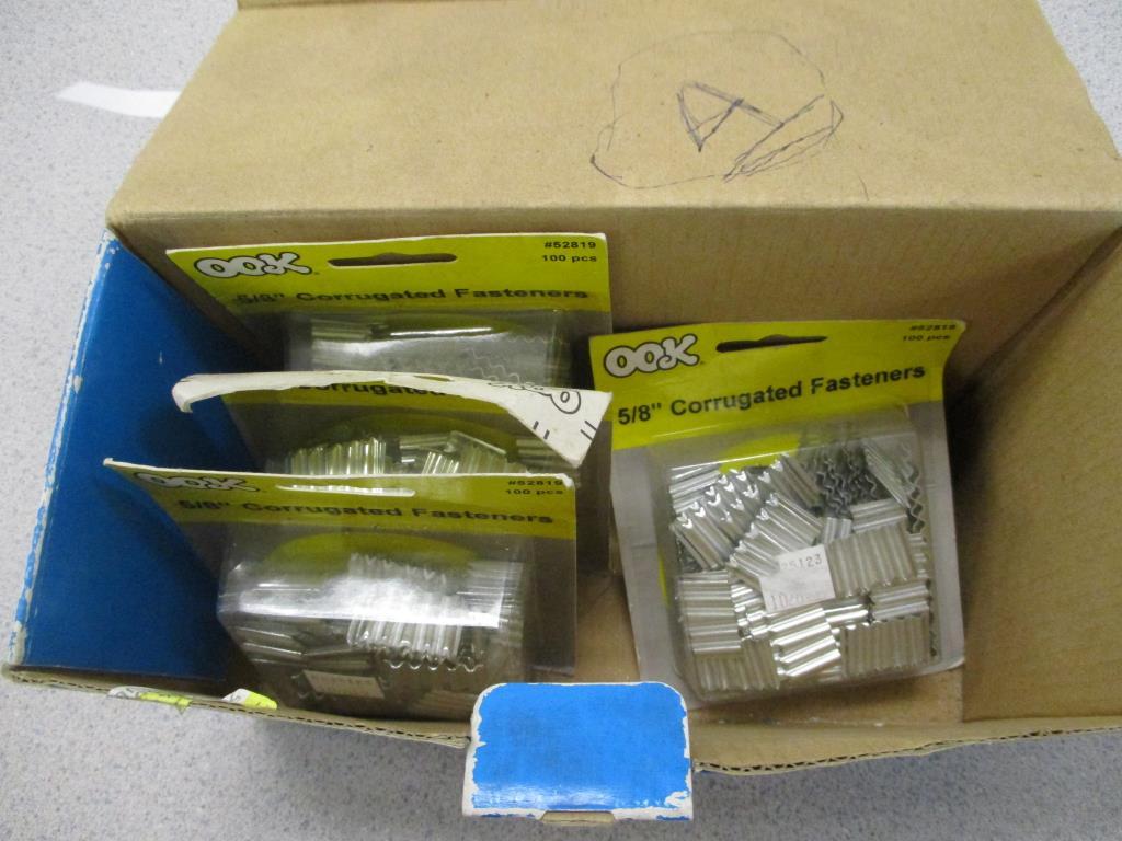 (4) Packs of corregated Fasteners, 5/8".