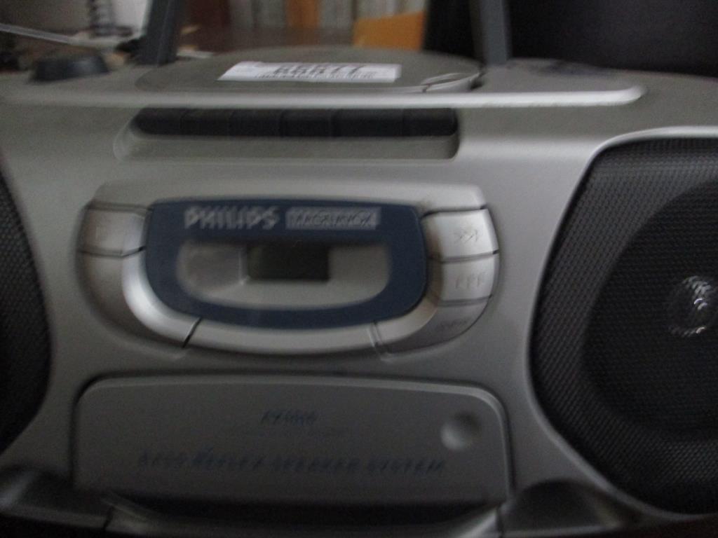 Phillips Magnavox CD/Cassette Player