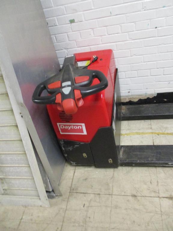 Dayton Motorized Pallet Jack 2LEB8.