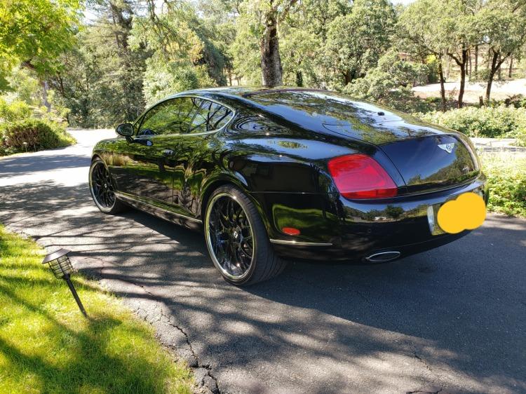 2005 Bentley Continental GT coupe