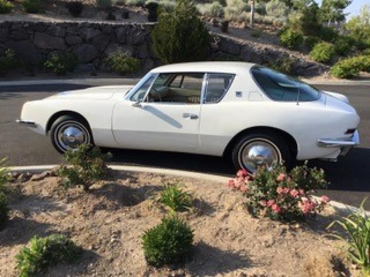 1963 Studebaker Avanti