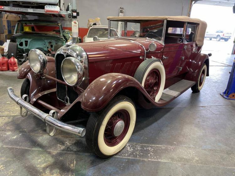 1930 Auburn 8-95 Phaeton Sedan