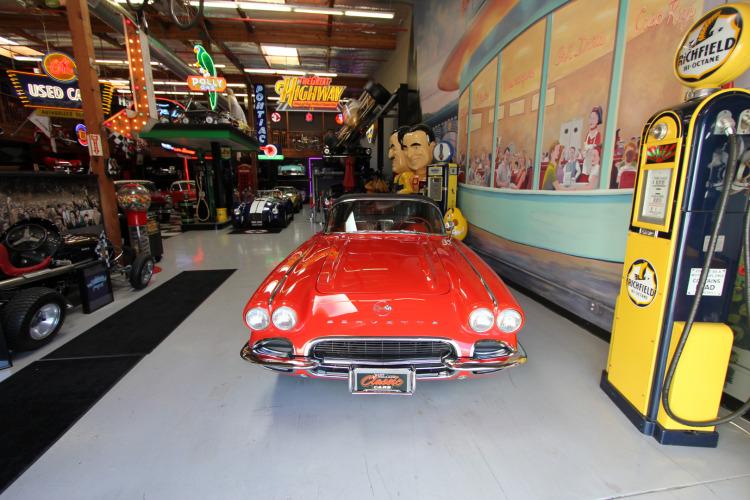 1962 Chevrolet Corvette Roadster