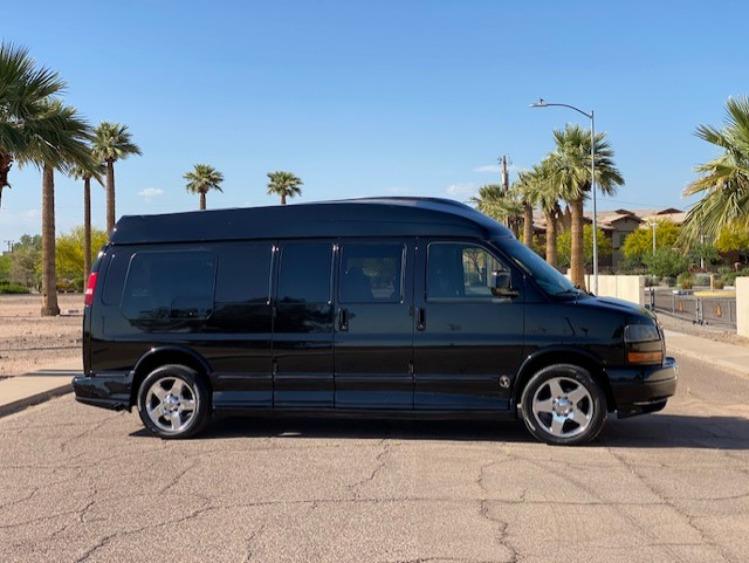 2006 GMC Savana Conversion Van