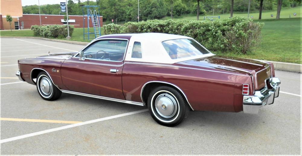 1976 Chrysler Cordoba coupe
