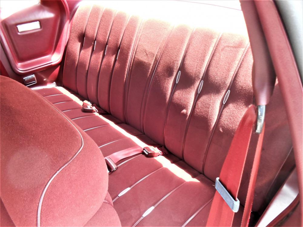 1976 Chrysler Cordoba coupe
