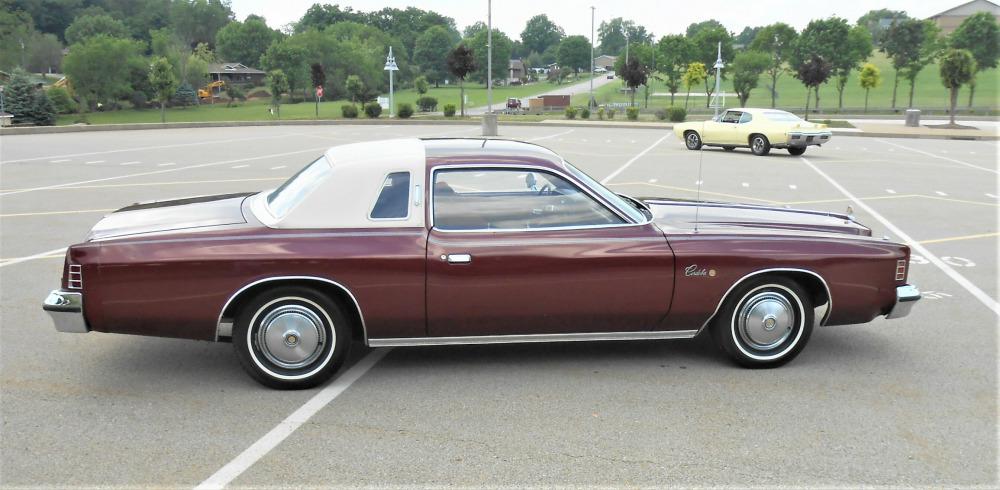 1976 Chrysler Cordoba coupe