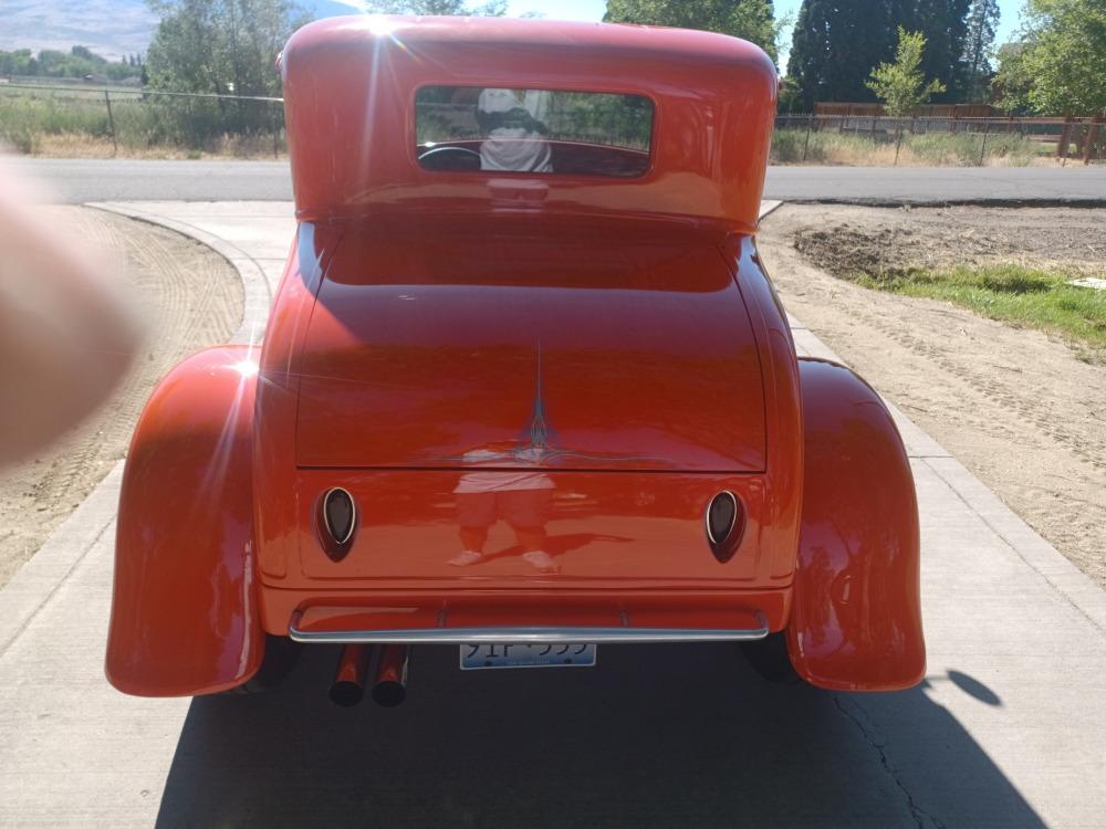 1930 Ford Hot Rod Sedan