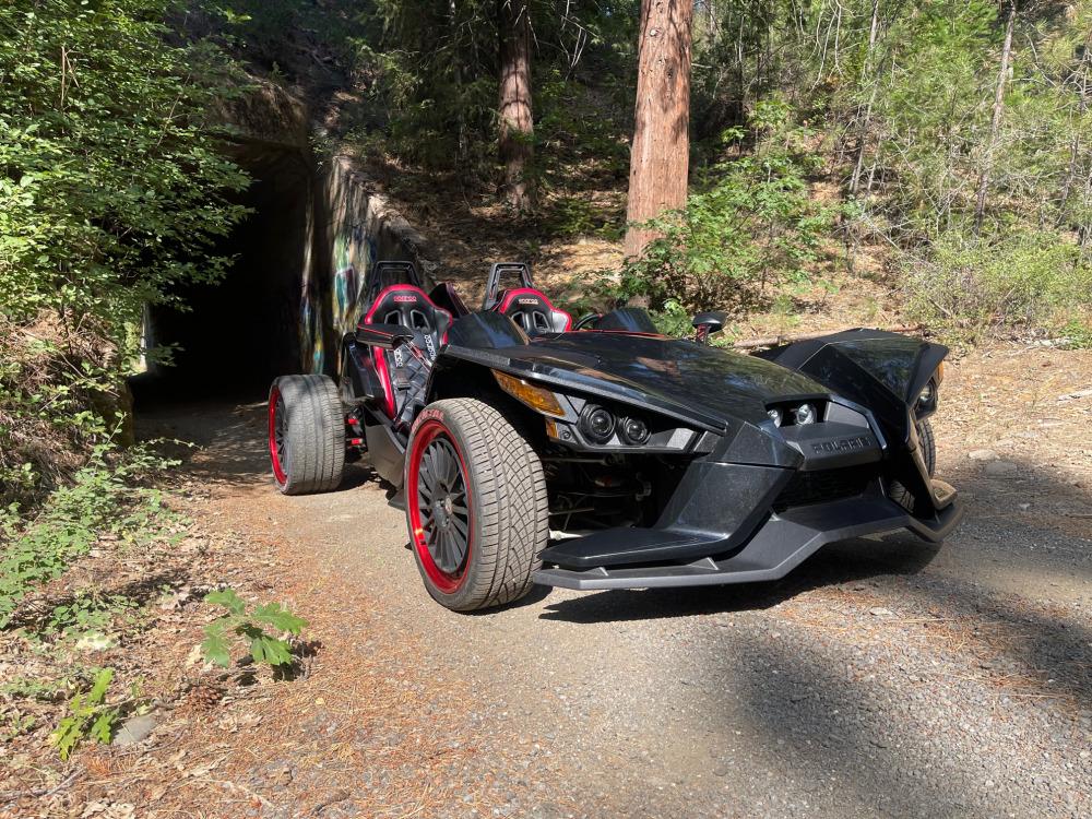 2016 Polaris Slingshot coupe