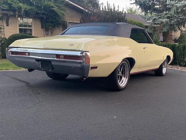 1970 Buick Skylark Custom Convertible