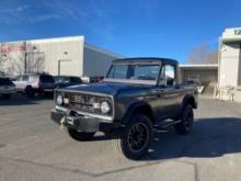 1973 Ford Bronco day cab / half cab