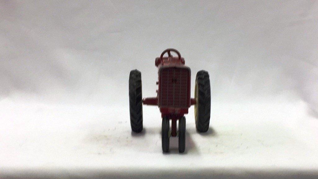 Ertl IH International Harvester NF 1/16 Scale