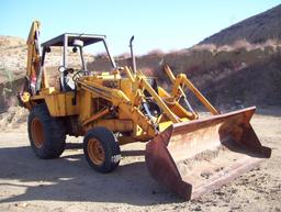 Case 580C Backhoe,