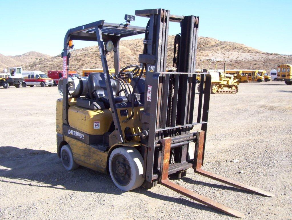 Caterpillar GC25K Industrial Forklift,