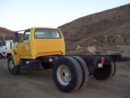 Ford 8000 Cab & Chassis,