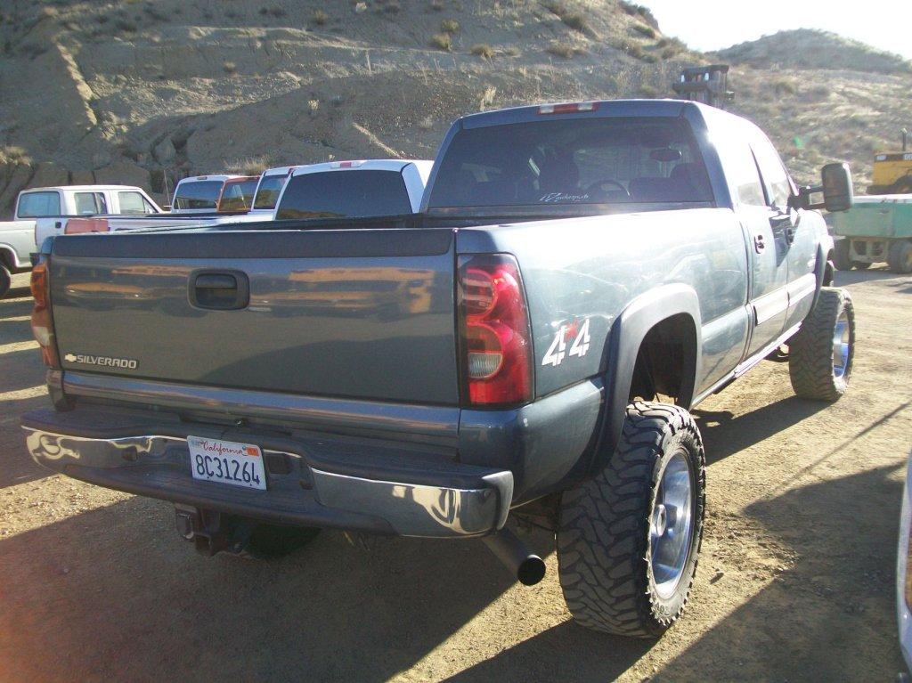 Chevrolet Silverado Crew Cab Pickup,