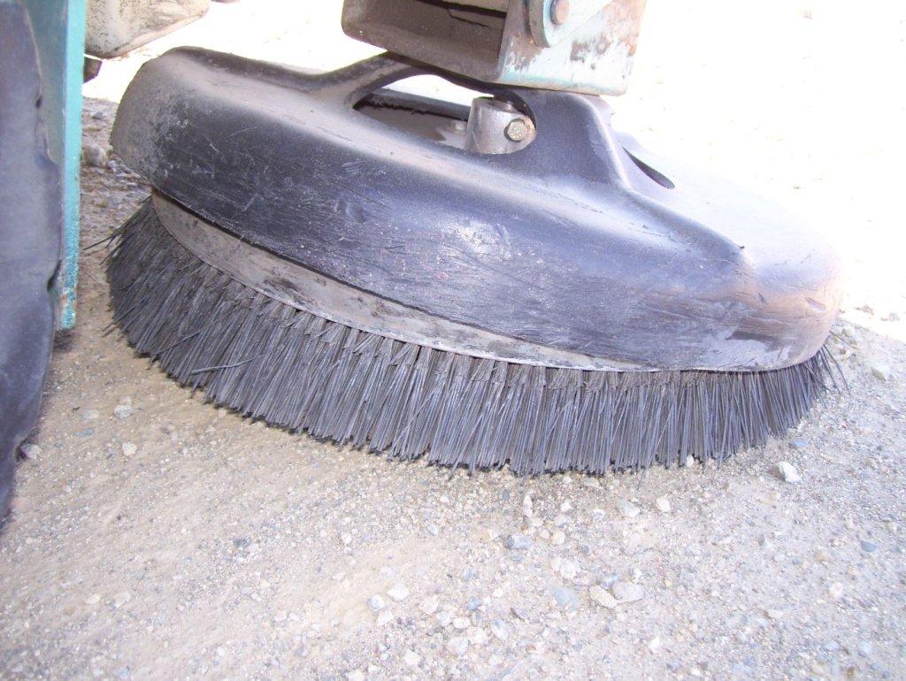 Tennant 6500 Parking Lot Sweeper,