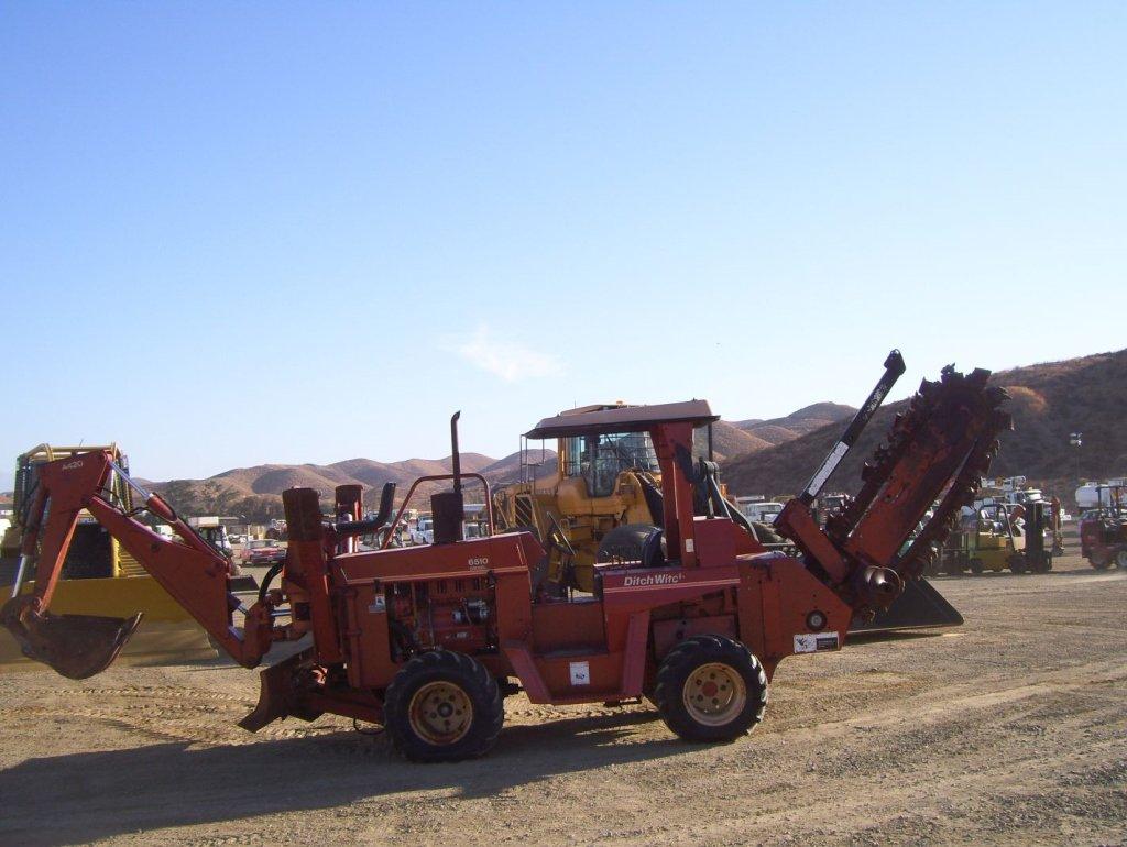 Ditch Witch 6510DD Trencher,