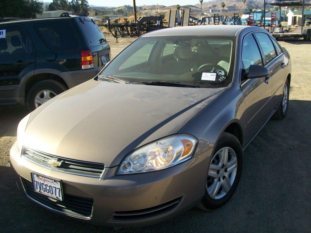 Chevrolet Impala Sedan,