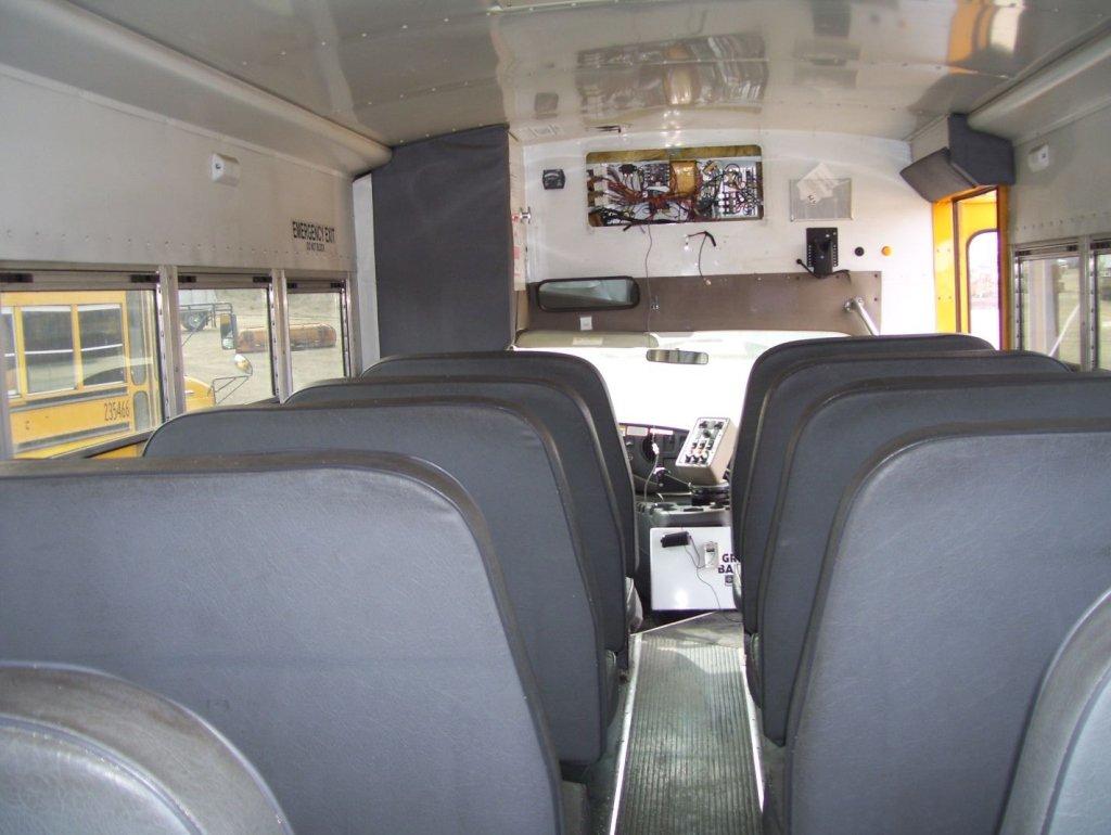 Ford E450 18-Passenger Bus,