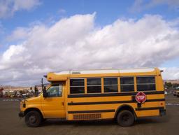 Ford E450 20-Passenger Bus,