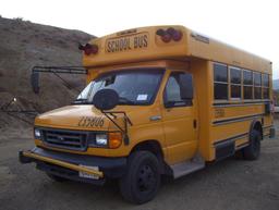 Ford E450 20-Passenger Bus,