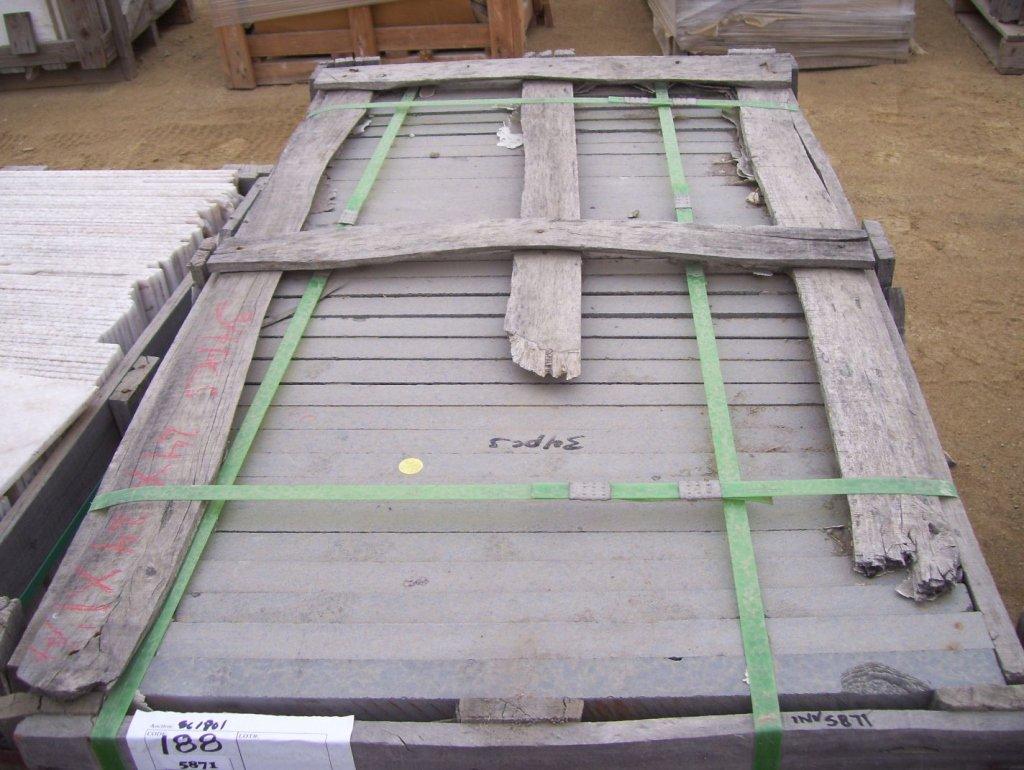 Pallet of 24" x 24" x 1 1/4" Slate Tiles.