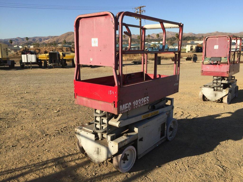 MEC 1932ES Scissor Lift,