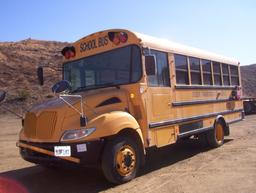 International PB40500 24-Passenger Bus,