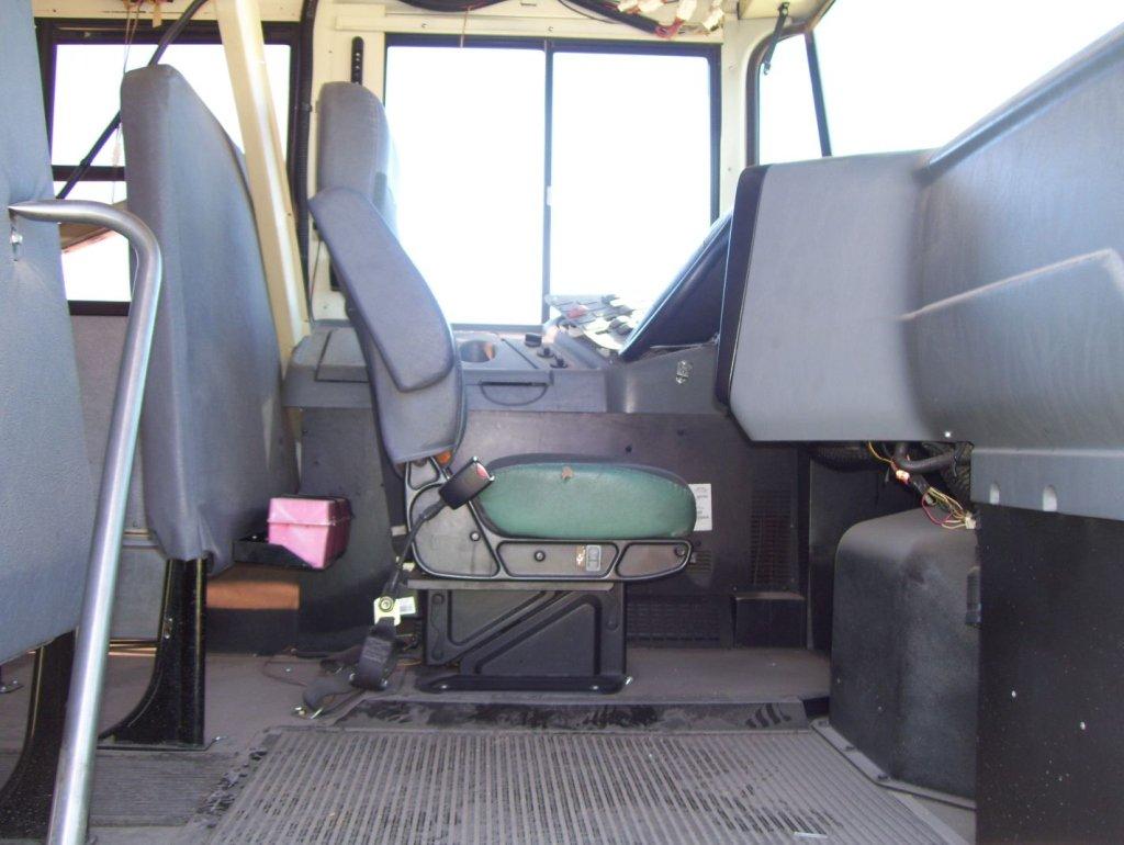 International PB40500 24-Passenger Bus,