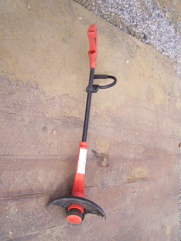 Black & Decker Grass Hog Weed Wacker,