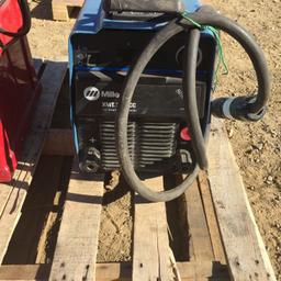 Miller XMT304CC Welder,