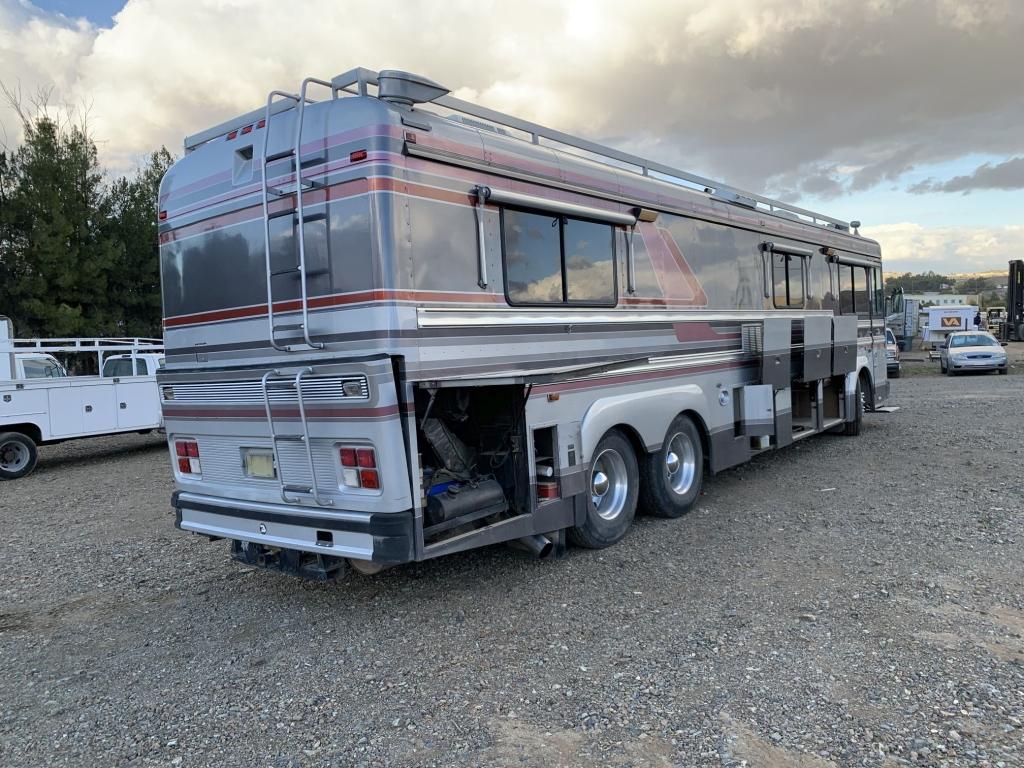 Wanderlodge 40' Motor Home,