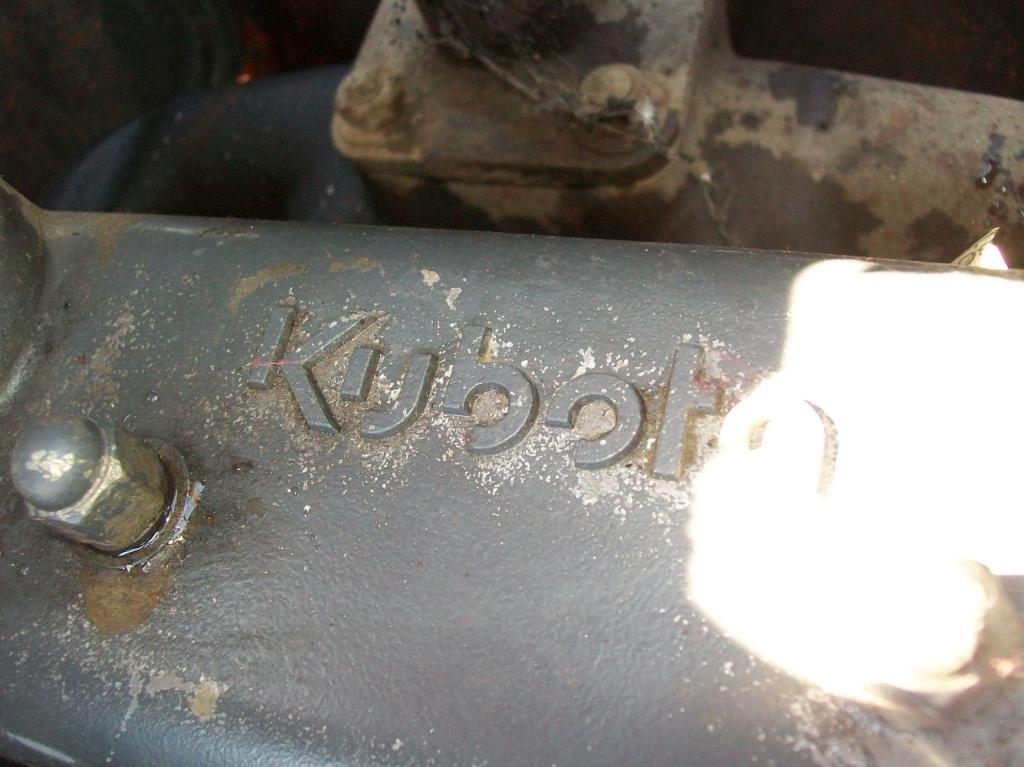 Kubota B2710 Utility Tractor,