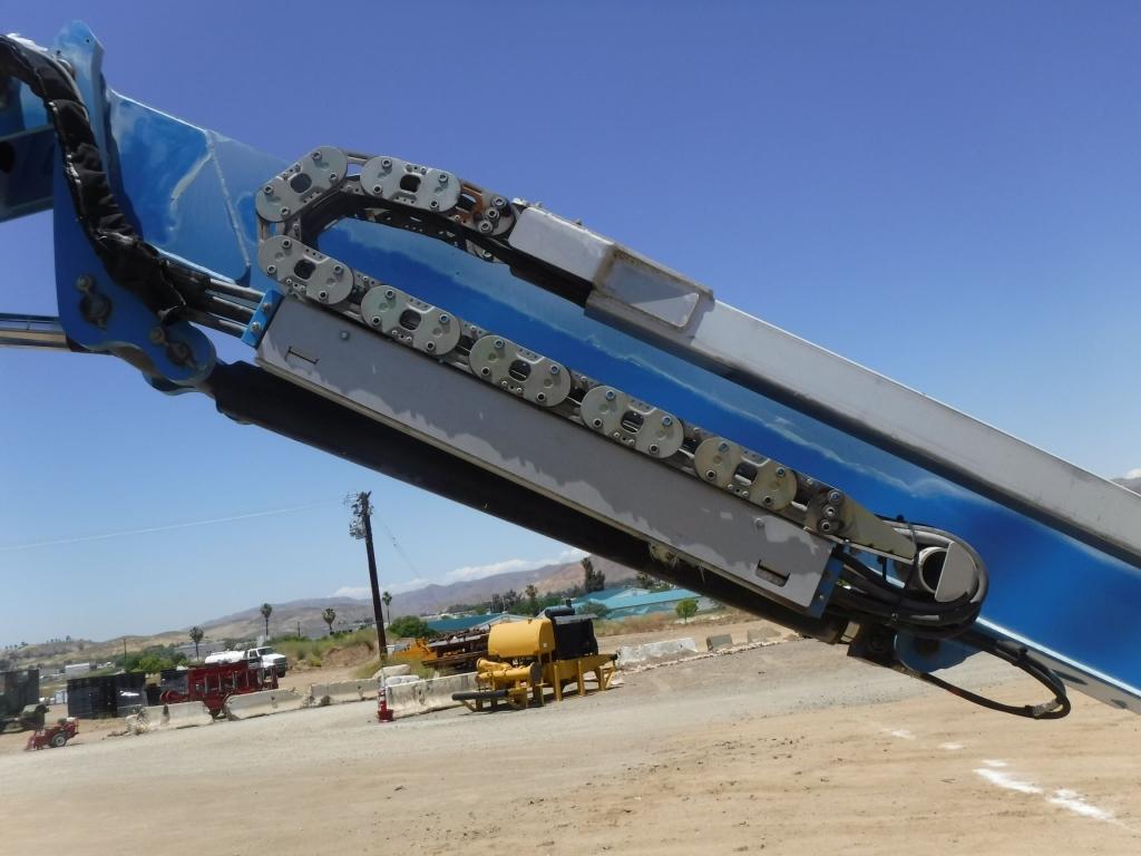 2006 Genie Z-135 Articulated Boom Lift,