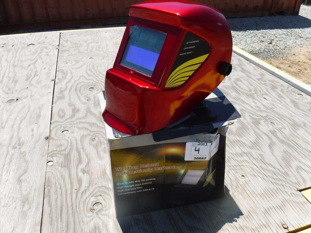 Unused Auto Darkening Welding Helmet.